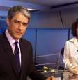 William Bonner e Renata Vasconcellos: contundência do ‘JN’ contra Temer surpreende os anti-Globo.  Foto: Reprodução/Instagram/@jornalnacional / Sala de TV