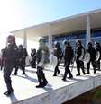 Segurança havia sido reforçada ontem por soldados do Exército no Palácio do Planalto.  Foto: Valter Campanato/Agência Brasil