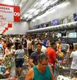 Inflação para famílias com renda até 2,5 salários mínimos foi de 0,67% em maio, taxa maior que a de abril: 0,11%  Foto: Agência Brasil