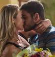 Jeiza (Paolla Oliveira) e Zeca (Marco Pigossi): amor entre tapas e beijos esquenta o horário nobre da Globo  Foto: TV Globo / Divulgação