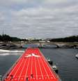 Pista de corrida foi montada sobre o rio Sena, em Paris  Foto: EFE