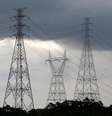 Torres de transmisssão de energia elétrica em Diadema. 10/02/2015 REUTERS/Paulo Whitaker  Foto: Reuters