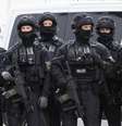 Policia especial alemã posa para foto antes de cúpula do G20 em Hamburgo. 04/07/2017  REUTERS/Christian Charisius  Foto: Reuters