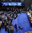 Sessão que votou a reforma trabalhista no Senado nesta terça-feira   Foto: BBCBrasil