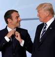 Presidente dos Estados Unidos, Donald Trump, e presidente da França, Emmanuel Macron, durante cúpula do G20 07/07/2017  REUTERS/Carlos Barria  Foto: Reuters