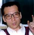 Liu Xiaobo em foto de arquivo de 1995  Foto: Reuters