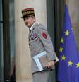 Comandante das Forças Armadas da França, Pierre de Villiers, no Palácio do Eliseu em Paris 13/07/2017 REUTERS/Stephane Mahe  Foto: Reuters