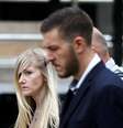 Os pais de Charlie Gard, Connie Yates e Chris Gard  Foto: Peter Nicholls / Reuters