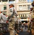 Desfile do Dia dos Veteranos em 2016 nos EUA  Foto: BBC News Brasil