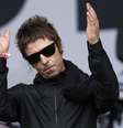 Liam Gallagher durante show em Glastonbury 28/06/2013 REUTERS/Olivia Harris  Foto: Reuters