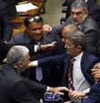 Para consultor, Temer oferece vantagens a seus aliados e seus adversários políticos   Foto: BBC News Brasil