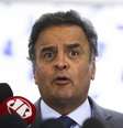Aécio Neves não quis comentar propaganda exibida pelo PSDB na televisão  Foto: Agência Brasil