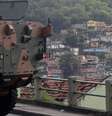 Membro das Forças Armadas durante operação contra o crime organizado, no Rio de Janeiro (foto de arquivo)  Foto: Reuters