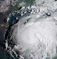 Furacão Harvey é visto na costa do Golfo do Texas, em imagem de satélite 24/08/2017 NOAA/Handout via Reuters  Foto: Reuters