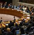 Embaixadores da ONU votam durante reunião do Conselho de Segurança sobre a Coreia do Norte, em Nova York 11/09/2017 REUTERS/Stephanie Keith  Foto: Reuters
