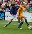Após a partida amistosa, a terceira de uma série de três em que o Brasil perdeu todas, as jogadoras australianas acusaram as brasileiras de recusarem aperto de mão.  Foto: Fernanda Coimbra/CBF
