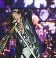 Steven Tyler comandou o Aerosmith no principal show do Rock in Rio na noite dessa quinta-feira, embalando os vários hits da banda como 'Dream On', 'Cryin' e 'Crazy'.  Foto: Fernando Schlaepfer/I Hate Flash/Divulgação