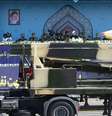 Mísseis iranianos são demonstrados durante parada militar  Foto: Reuters