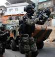 Forças Armadas combatem o tráfico de drogas na favela da Rocinha, no Rio  Foto: Agência Brasil