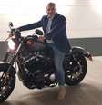 Davdra ganhou moto Harley Davidson de presente de esposa   Foto: RationalFX