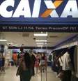 Correntistas da Caixa Econômica Federal e do Banco do Brasil com mais de 70 anos recebem hoje depósitos do Programa de Integração Social e do Programa de Formação do Patrimônio do Serviço Público  Foto: Agência Brasil