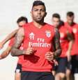 Imagens de Gabigol no Benfica  Foto: Divulgação / LANCE!