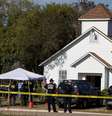 Local dos assassinatos foi isolado para as investigações  Foto: Reuters