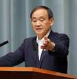 Secretário-chefe do gabinete japonês, Yoshihide Suga, durante coletiva de imprensa em Tóquio 29/03/2017 REUTERS/Toru Hanai  Foto: Reuters