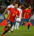 Jordi Alba celebra seu gol pela Espanha  Foto: Reuters
