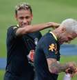PSG tem 4 atletas brasileiros garantidos na próxima Copa: Neymar, Daniel Alves, Thiago Silva e Marquinhos  Foto: Pedro Martins/MoWA Press