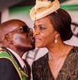 O casal Robert e Grace Mugabe  Foto: BBC News Brasil