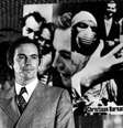 O médico sul-africano Christiaan Barnard realizou o primeiro transplante de coração, em dezembro de 1967  Foto: Getty Images / BBC News Brasil
