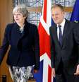 Premiê britânica May e presidente do Conselho da UE Tusk posam em Bruxelas
 4/12/2017    REUTERS/Francois Lenoir  Foto: Reuters