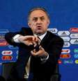 Sergei Karpukhin durante entrevista sobre a Copa em 1° de dezembro.  Foto: Reuters