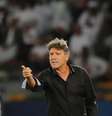 Renato Portaluppi e Zidane durante o Mundial de Clubes  Foto: Reuters