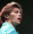 Vocalista principal da boy band sul-coreana Shinee, Kim Jong-hyun, durante apresentação Yonhap/via REUTERS  Foto: Reuters