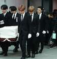 Fotos do funeral de Jonghyun, integrante do grupo de k-pop SHINee  Foto: Getty Images / PureBreak