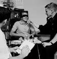 Randy Gardner passou 11 dias e 25 minutos para bater o recorde de mais tempo acordado e entrar para o Guinness  Foto: Getty Images / BBC News Brasil