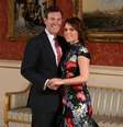 Princesa Eugenie e Jack Brooksbank posam para fotos após o anúncio de seu noivado
22/01/2018
REUTERS/Jonathan Brady/Pool  Foto: Reuters