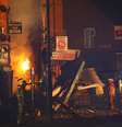 Funcionários de emergência trabalham em local de explosão na cidade de Leicester, no Reino Unido 25/02/2018 REUTERS/Darren Staples  Foto: Reuters