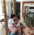 Antes da cirurgia, marcada para este sábado, Neymar recebeu carinho da namorada Bruna Marquezine.  Foto: Reprodução/Instagram