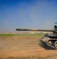 Tanque em foto divulgada pela Sana, a agência de notícias do governo sírio; acirramento do conflito na região já provocou mais de 700 mortes  Foto: EPA / BBC News Brasil