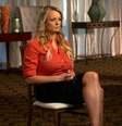Atriz pornô Stormy Daniels, durante entrevista à TV CBS  Foto: DW / Deutsche Welle