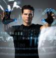 No filme Minority Report, o policial Anderton (Tom Cruise) é acusado de um crime que - ainda - não cometeu (Imagem: 20th Century Fox)  Foto: Canaltech