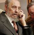 Imagem de arquivo mostra Fidel (e.) e Raúl Castro em 2004  Foto: DW / Deutsche Welle