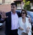 Candidato paraguaio Efrain Alegre chega para evento em Assunção
 22/4/2018    REUTERS/Jorge Adorno  Foto: Reuters