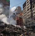 Edifício foi abaixo em cerca de 90 minutos, metade do tempo que um prédio da mesma altura deveria resistir, diz engenheiro  Foto: BBC News Brasil