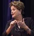 Dilma criticou a prisão de Lula e disse que o correligionário está numa "solitária" no Paraná  Foto: Cynthia Vanzella / Divulgação Brazil Forum UK / BBC News Brasil