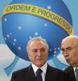Presidente Michel Temer e pré-candidato do MDB à Presidência, Henrique Meirelles, durante cerimônia no Palácio do Planalto
23/08/2018 REUTERS/Adriano Machado  Foto: Reuters