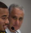 Gabriel Jesus durante coletiva de imprensa no Estádio Anfield em Liverpool  Foto: Pedro Martins / MoWA Press